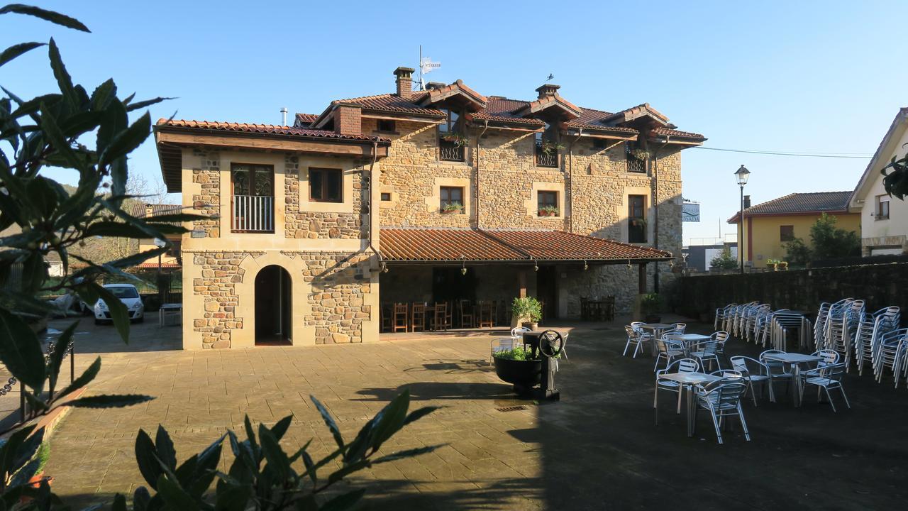 Posada Casa Rosalia Castro Urdiales Eksteriør bilde